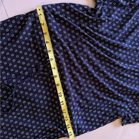 Women's H&M Polka Dot Printed Navy Flutter-Sleeve Dress Size M Spring Midi - Picture 12 of 16